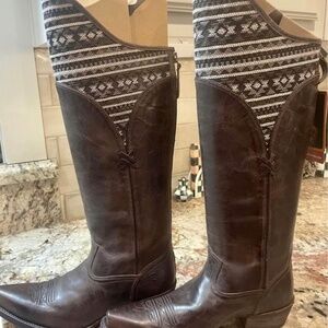 Ariat Caldera Ladies Boots 8M - NWT